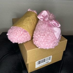 Ugg Girls Pink Teddy Soft Slippers 2Y